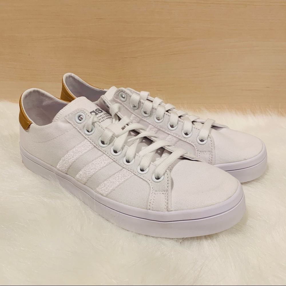 Adidas Courtvantage